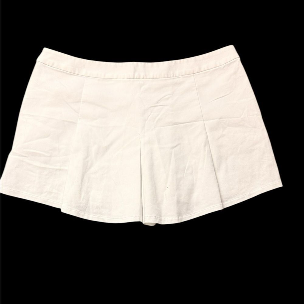 Nike White Pleated Dry Fit Golf Skort